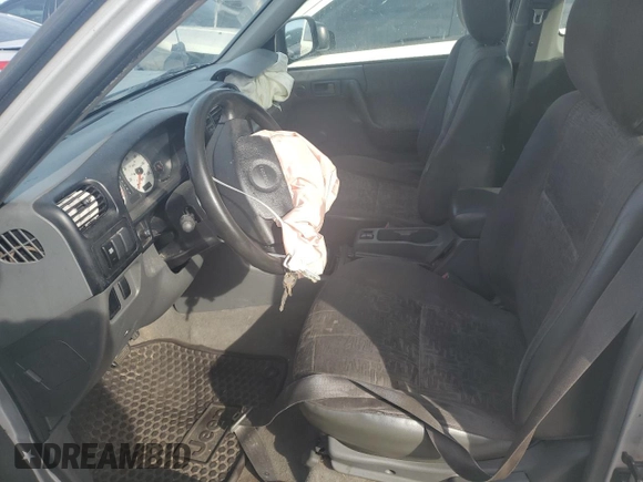 2002 Isuzu Rodeo z VIN 4S2CK57W524323426, wystawiony jako Copart lot #42191765 z przebiegiem 112 024 mil mil oraz Szkoda całkowita • Salvage title. Historia ofert i sprzedaży dostępna na DreamBid. Obrazek 7.