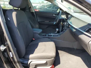 2019 Kia Optima LX with VIN 5XXGT4L32KG358253, listed as a Copart auction lot 55315812 with 40,421 mi miles and Salvage Title. Bid and sale history available at carsss.com. Image 5.