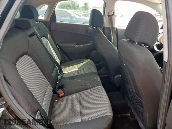 2021 Hyundai Kona SE z VIN KM8K12AA4MU634494, wystawiony jako Copart lot #57092075 z przebiegiem 71 608 mil mil oraz Czysty tytuł • Clean title. Historia ofert i sprzedaży dostępna na DreamBid. Obrazek 11.