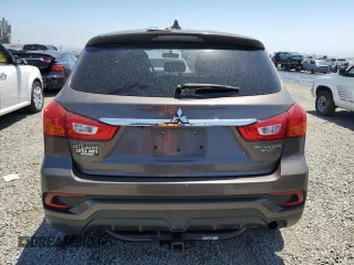 2019 Mitsubishi Outlander ES with VIN JA4AP3AUXKU003139, listed as a Copart auction lot 59310775 with 174,879 mi miles and Clean title. Bid and sale history available at DreamBid. Image 6.