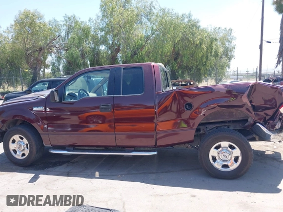 2004 Ford F-150 XL z VIN 1FTPX12514NA00560, wystawiony jako IAAI lot #42261569 z przebiegiem 189 438 mil mil oraz . Historia ofert i sprzedaży dostępna na DreamBid. Obrazek 14.