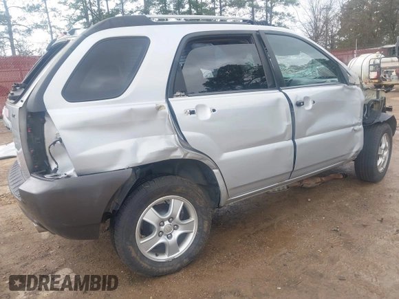 2007 Kia Sportage LX with VIN KNDJF724577314160, listed as a IAAI auction lot 41516385 with Not Provided miles. Bid and sale history available at carsss.com. Image 4.