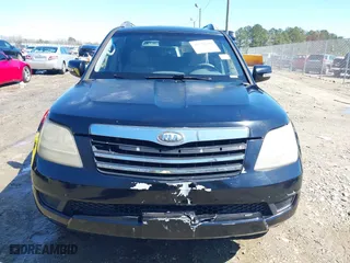2009 Kia Borrego LX with VIN KNDJJ741995037531, listed as a IAAI auction lot 41738591 with 210,029 mi miles. Bid and sale history available at carsss.com. Image 12.