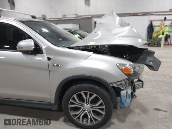 2018 Mitsubishi Outlander Sport ES 2.0 with VIN JA4AP3AUXJU022305, listed as a IAAI auction lot 41662767 with 43,527 mi miles. Bid and sale history available at carsss.com. Image 19.