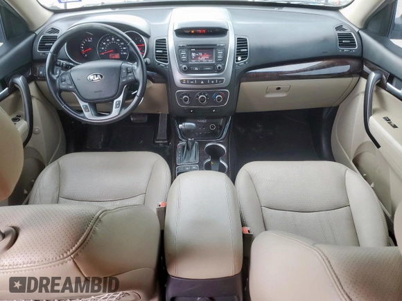 2015 Kia Sorento LX with VIN 5XYKTCA61FG617141, listed as a Copart auction lot 62824255 with 105,796 mi miles and Clean title. Bid and sale history available at DreamBid. Image 8.