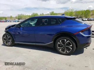 2024 Kia EV6 Wind z VIN KNDC3DLC0R5209580, wystawiony jako Copart lot #56254245 z przebiegiem 3 935 mil mil oraz Szkoda całkowita • Salvage title. Historia ofert i sprzedaży dostępna na DreamBid. Obrazek 2.
