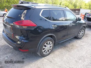 2017 Nissan Rogue SL z VIN JN8AT2MV5HW276734, wystawiony jako IAAI lot #42312469 z przebiegiem 110 635 mil mil oraz . Historia ofert i sprzedaży dostępna na DreamBid. Obrazek 4.