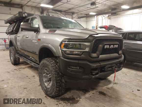 2020 Ram 2500 Power Wagon with VIN 3C6TR5EJ9LG163156, listed as a IAAI auction lot 40783332 with 27,950 mi miles. Bid and sale history available at carsss.com. Image 1.