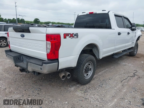 2022 Ford Super Duty F-250 SRW XL with VIN 1FT7W2BT1NEC16997, listed as a IAAI auction lot 42171344 with 118,681 mi miles. Bid and sale history available at carsss.com. Image 4.