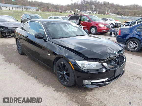 2011 BMW 3 Series 328i with VIN WBADW3C51BE540128, listed as a IAAI auction lot 41817505 with 220,406 mi miles. Bid and sale history available at carsss.com. Image 1.