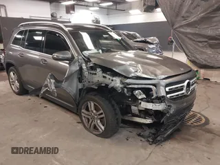 2021 Mercedes-Benz GLB 250 z VIN W1N4M4HB9MW101276, wystawiony jako IAAI lot #41010447 z przebiegiem 66 897 mil mil oraz . Historia ofert i sprzedaży dostępna na DreamBid. Obrazek 1.