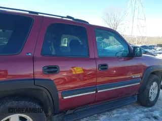 2001 Chevrolet Tahoe LT with VIN 1GNEK13T71J315151, listed as a IAAI auction lot 41340090 with 209,919 mi miles. Bid and sale history available at carsss.com. Image 13.