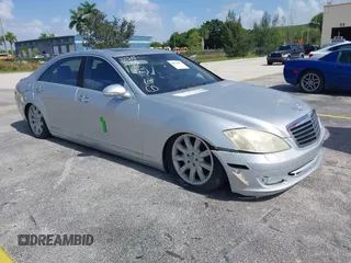 2007 Mercedes-Benz S 550 с VIN WDDNG71X17A079727, выставлен на аукционе IAAI как лот 42836453 с пробегом 54 681 миль миль и . История ставок и продаж доступна на DreamBid. Изображение 1.