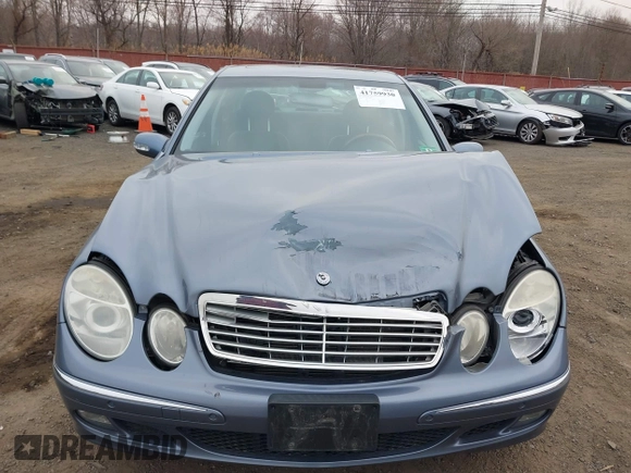 2005 Mercedes-Benz E 500 z VIN WDBUF70J25A731269, wystawiony jako IAAI lot #41759930 z przebiegiem 106 132 mil mil oraz . Historia ofert i sprzedaży dostępna na DreamBid. Obrazek 12.