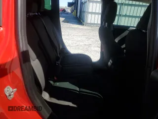 2018 Jeep Renegade Sport with VIN ZACCJAAB1JPG85055, listed as a Copart auction lot 50129355 with 147,626 mi miles and Salvage title. Bid and sale history available at DreamBid. Image 10.
