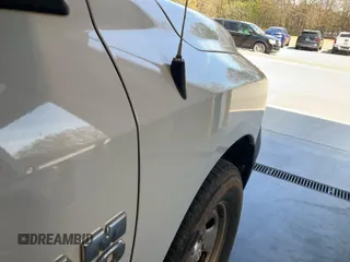 2017 Ram 1500 Tradesman с VIN 3C6JR6DG0HG776907, выставлен на аукционе IAAI как лот 42743426 с пробегом 162 492 миль миль и . История ставок и продаж доступна на DreamBid. Изображение 27.