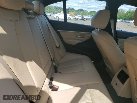2018 BMW 3 Series 330i xDrive with VIN WBA8D9C54JEM33941, listed as a Copart auction lot 59501545 with 46,016 mi miles and Salvage title. Bid and sale history available at DreamBid. Image 10.
