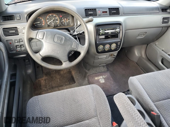 1998 Honda CR-V LX with VIN JHLRD1842WC078363, listed as a Copart auction lot 43361225 with 198,718 mi miles and Salvage Title. Bid and sale history available at carsss.com. Image 8.