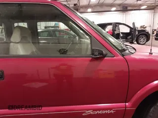 1995 GMC Sonoma z VIN 1GTCS19Z8S8530283, wystawiony jako IAAI lot #42107284 z przebiegiem 247 678 mil mil oraz . Historia ofert i sprzedaży dostępna na DreamBid. Obrazek 14.