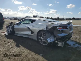 2020 Chevrolet Corvette 2LT with VIN 1G1Y72D49L5107457, listed as a Copart auction lot 42349555 with 25,268 mi miles and Salvage Title. Bid and sale history available at carsss.com. Image 2.