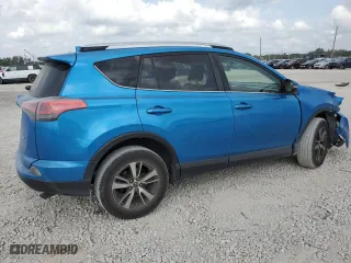 2016 Toyota RAV4 XLE with VIN JTMWFREV8GD091765, listed as a Copart auction lot 50231065 with 92,989 mi miles and Salvage Title. Bid and sale history available at carsss.com. Image 3.