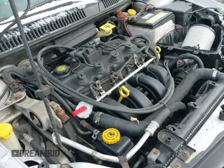 2003 Dodge Neon SXT z VIN 1B3ES56C93D168622, wystawiony jako IAAI lot #41583349 z przebiegiem 153 009 mil mil oraz . Historia ofert i sprzedaży dostępna na DreamBid. Obrazek 19.