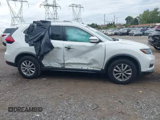 2017 Nissan Rogue SV with VIN KNMAT2MV9HP604372, listed as a IAAI auction lot 40372180 with 96,924 mi miles. Bid and sale history available at carsss.com. Image 14.