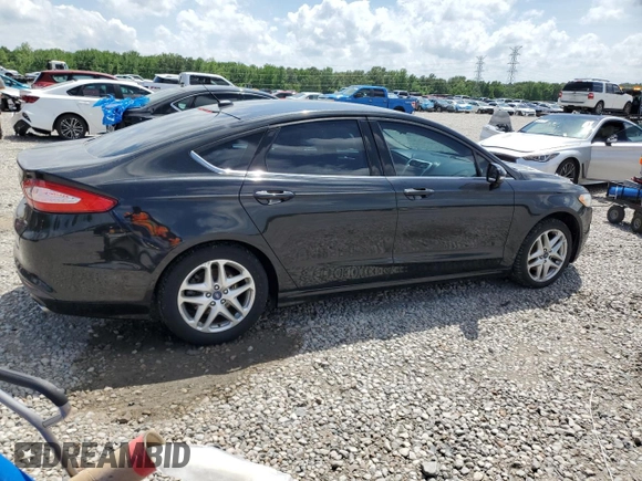 2014 Ford Fusion SE with VIN 1FA6P0H77E5384947, listed as a Copart auction lot 55328115 with 106,582 mi miles and Clean Title. Bid and sale history available at carsss.com. Image 3.