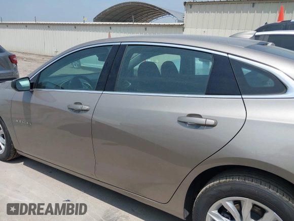 2024 Chevrolet Malibu LT with VIN 1G1ZD5ST4RF121956, listed as a IAAI auction lot 42276021 with 43,822 mi miles and . Bid and sale history available at DreamBid. Image 14.