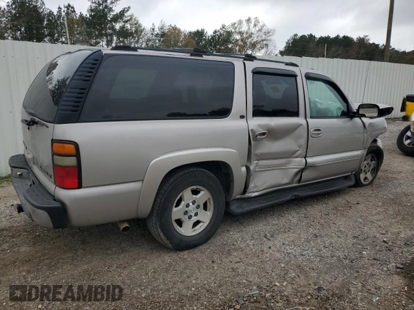 2004 Chevrolet Suburban LT with VIN 1GNEC16Z64J135810, listed as a Copart auction lot 84643984 with 243,355 mi miles and Salvage Title. Bid and sale history available at carsss.com. Image 3.