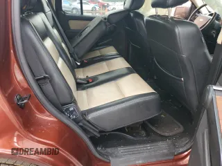 2010 Ford Explorer Eddie Bauer z VIN 1FMEU6EE7AUA94028, wystawiony jako Copart lot #53804195 z przebiegiem 117 171 mil mil oraz Szkody całkowita. Historia ofert i sprzedaży dostępna na DreamBid. Obrazek 11.