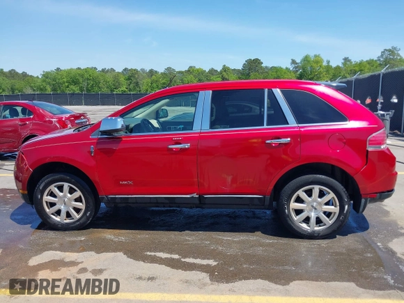 2010 Lincoln MKX with VIN 2LMDJ6JC6ABJ13039, listed as a IAAI auction lot 42044746 with 166,034 mi miles. Bid and sale history available at carsss.com. Image 14.