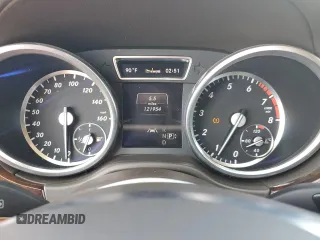 2013 Mercedes-Benz M 550 with VIN 4JGDA7DB8DA198390, listed as a Copart auction lot 62422525 with 121,954 mi miles and Clean title. Bid and sale history available at DreamBid. Image 9.