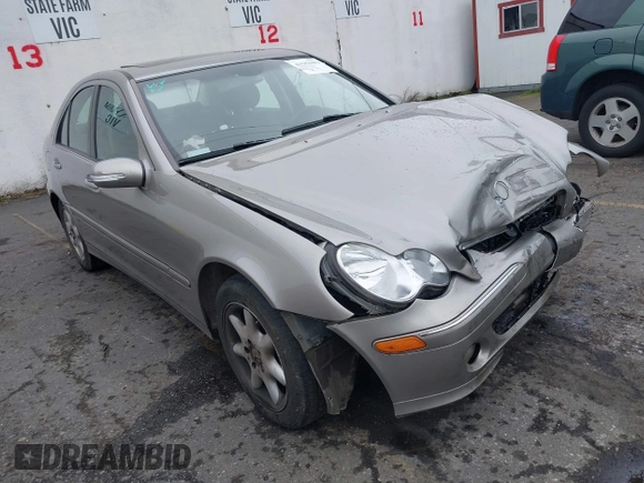 2005 Mercedes-Benz C 240 with VIN WDBRF81J25F609153, listed as a IAAI auction lot 41582984 with 148,546 mi miles and . Bid and sale history available at DreamBid. Image 1.