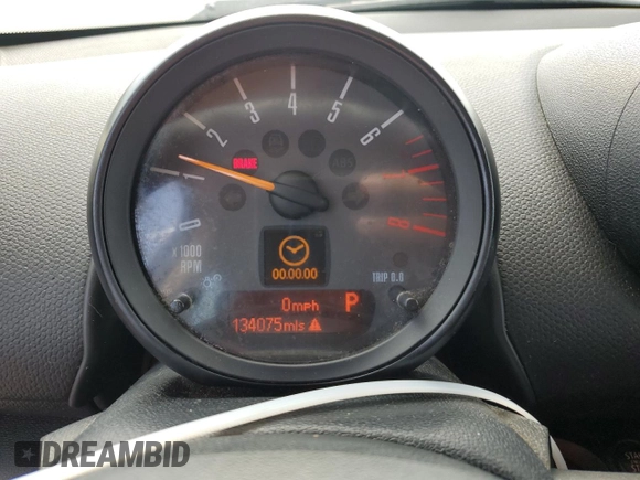 2015 MINI Countryman S z VIN WMWZC3C53FWT05941, wystawiony jako Copart lot #62641535 z przebiegiem 134 075 mil mil oraz Czysty tytuł • Clean title. Historia ofert i sprzedaży dostępna na DreamBid. Obrazek 9.
