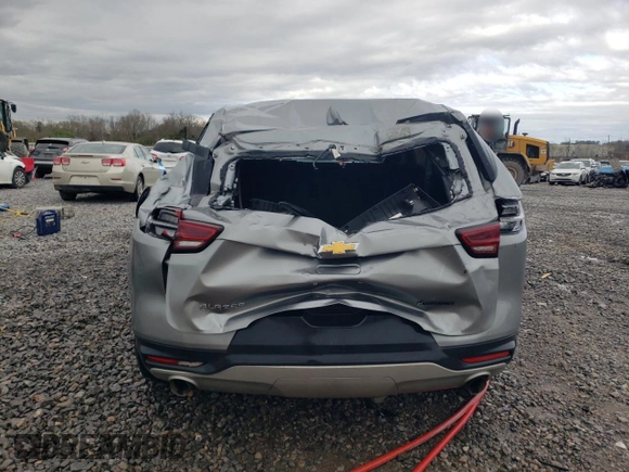 2023 Chevrolet Blazer LT z VIN 3GNKBCR44PS211206, wystawiony jako Copart lot #49726955 z przebiegiem 56 995 mil mil oraz Szkoda całkowita • Salvage title. Historia ofert i sprzedaży dostępna na DreamBid. Obrazek 6.