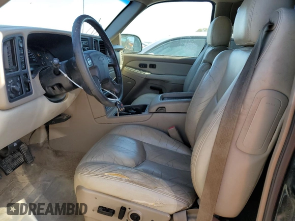 2003 Chevrolet Tahoe LT z VIN 1GNEK13Z53J267785, wystawiony jako Copart lot #56401305 z przebiegiem 259 757 mil mil oraz Nie do naprawy • Non repairable. Historia ofert i sprzedaży dostępna na DreamBid. Obrazek 7.