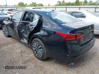 2024 Nissan Altima SV с VIN 1N4BL4DV5RN383369, выставлен на аукционе IAAI как лот 42527971 с пробегом Не указан миль и . История ставок и продаж доступна на DreamBid. Изображение 3.