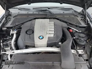 2010 BMW X5 35d with VIN 5UXFF0C53ALT76559, listed as a IAAI auction lot 40622982 with 134,821 mi miles. Bid and sale history available at carsss.com. Image 10.