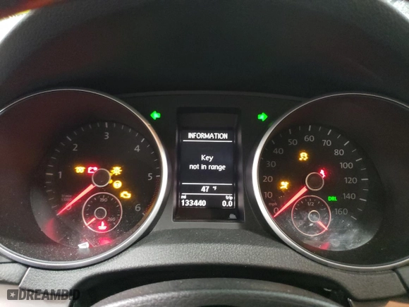 2014 Volkswagen Golf TDI w/Sunroof & Nav with VIN WVWNM7AJ6EW000129, listed as a Copart auction lot 48029225 with 133,440 mi miles and Salvage Title. Bid and sale history available at carsss.com. Image 9.