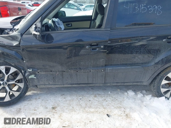 2013 Kia Soul ! with VIN KNDJT2A64D7753165, listed as a IAAI auction lot 41315398 with 105,631 mi miles. Bid and sale history available at carsss.com. Image 15.