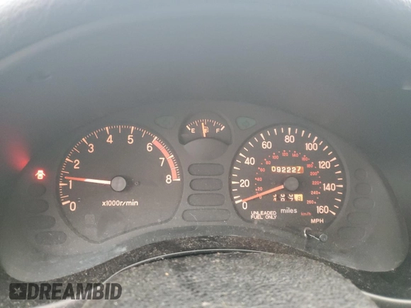 1998 Mitsubishi 3000GT z VIN JA3AM44H8WY000594, wystawiony jako Copart lot #44164155 z przebiegiem 92 227 mil mil oraz Czysty tytuł • Clean title. Historia ofert i sprzedaży dostępna na DreamBid. Obrazek 9.