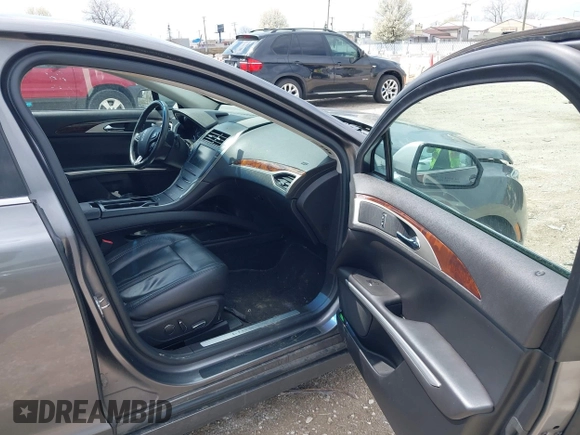 2014 Lincoln MKZ Hybrid with VIN 3LN6L2LU2ER813547, listed as a IAAI auction lot 42076647 with 168,132 mi miles and . Bid and sale history available at DreamBid. Image 5.