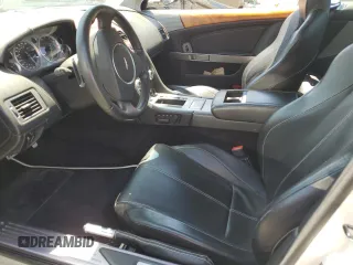 2009 Aston Martin DB9 z VIN SCFAD01E59GA10941, wystawiony jako Copart lot #57220313 z przebiegiem 24 818 mil mil oraz . Historia ofert i sprzedaży dostępna na DreamBid. Obrazek 7.
