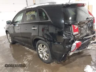 2011 Kia Sorento SX with VIN 5XYKW4A27BG110233, listed as a IAAI auction lot 41932749 with 109,029 mi miles. Bid and sale history available at carsss.com. Image 3.