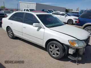 2001 Toyota Avalon XL with VIN 4T1BF28B01U181082, listed as a IAAI auction lot 41855488 with 225,364 mi miles and . Bid and sale history available at carsss.com. Image 1.