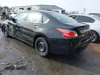 2015 Nissan Altima SV with VIN 1N4AL3AP3FC286044, listed as a IAAI auction lot 41407908 with 172,858 mi miles and . Bid and sale history available at DreamBid. Image 3.