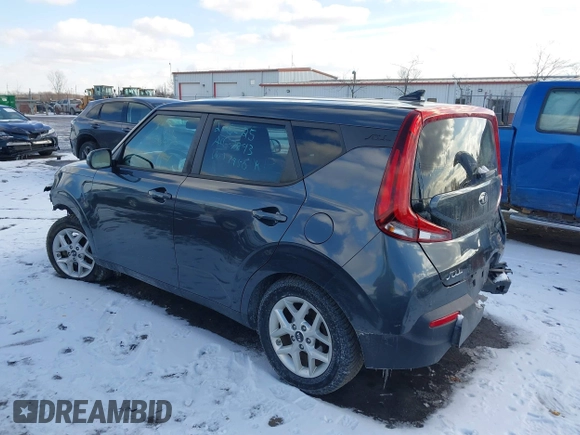 2020 Kia Soul S with VIN KNDJ23AUXL7097950, listed as a IAAI auction lot 41546970 with 45,752 mi miles. Bid and sale history available at carsss.com. Image 3.