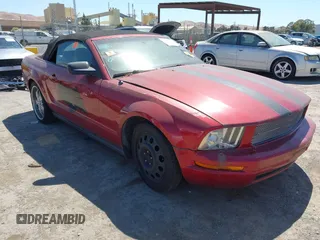 2007 Ford Mustang Deluxe with VIN 1ZVFT84N475344866, listed as a IAAI auction lot 42855039 with Not provided miles and . Bid and sale history available at DreamBid. Image 1.