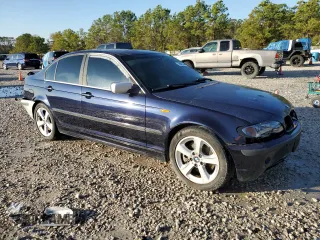 2004 BMW 3 Series 330i with VIN WBAEV53464KM33199, listed as a Copart auction lot 84850464 with 196,044 mi miles and Salvage Title. Bid and sale history available at carsss.com. Image 4.